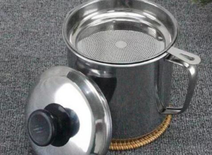 Bacon Grease Container Kitchen Oil Container Can with Strainer