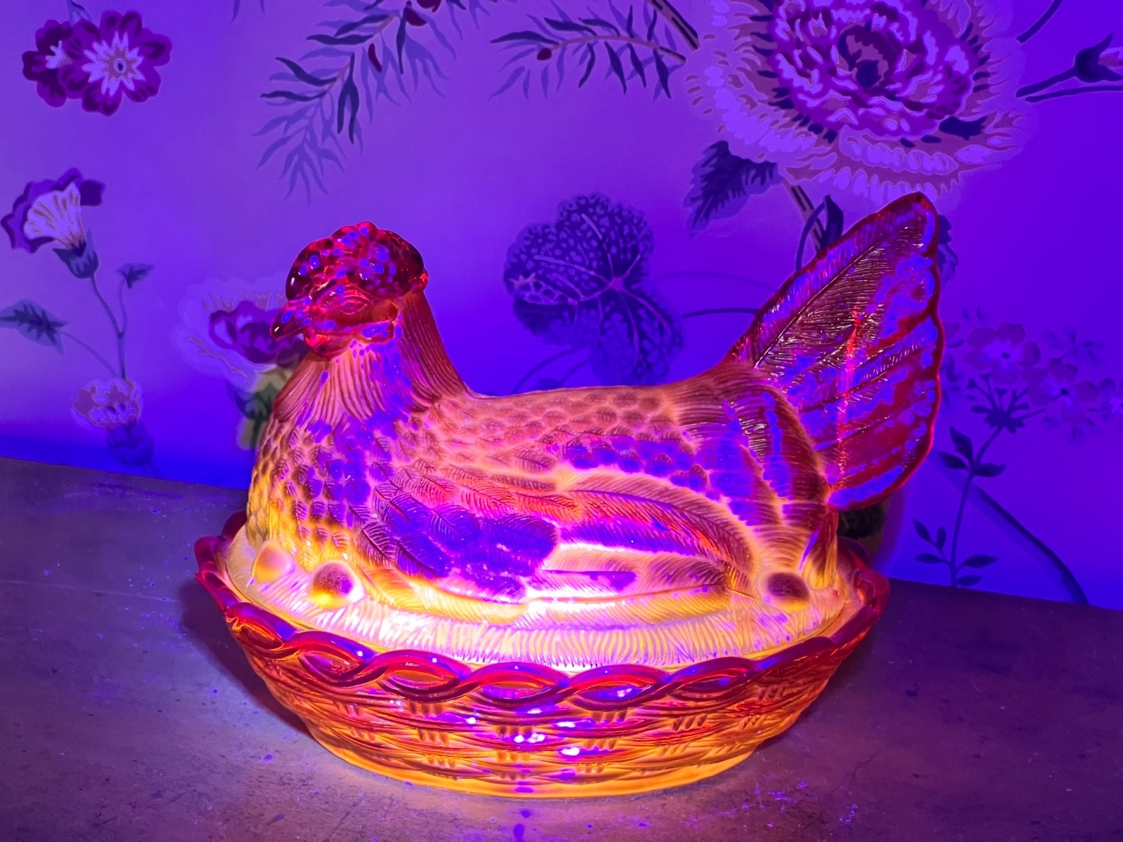 RARE! LG Wright XL Amberina Glass Hen On Nest 7 1/2" MINT!