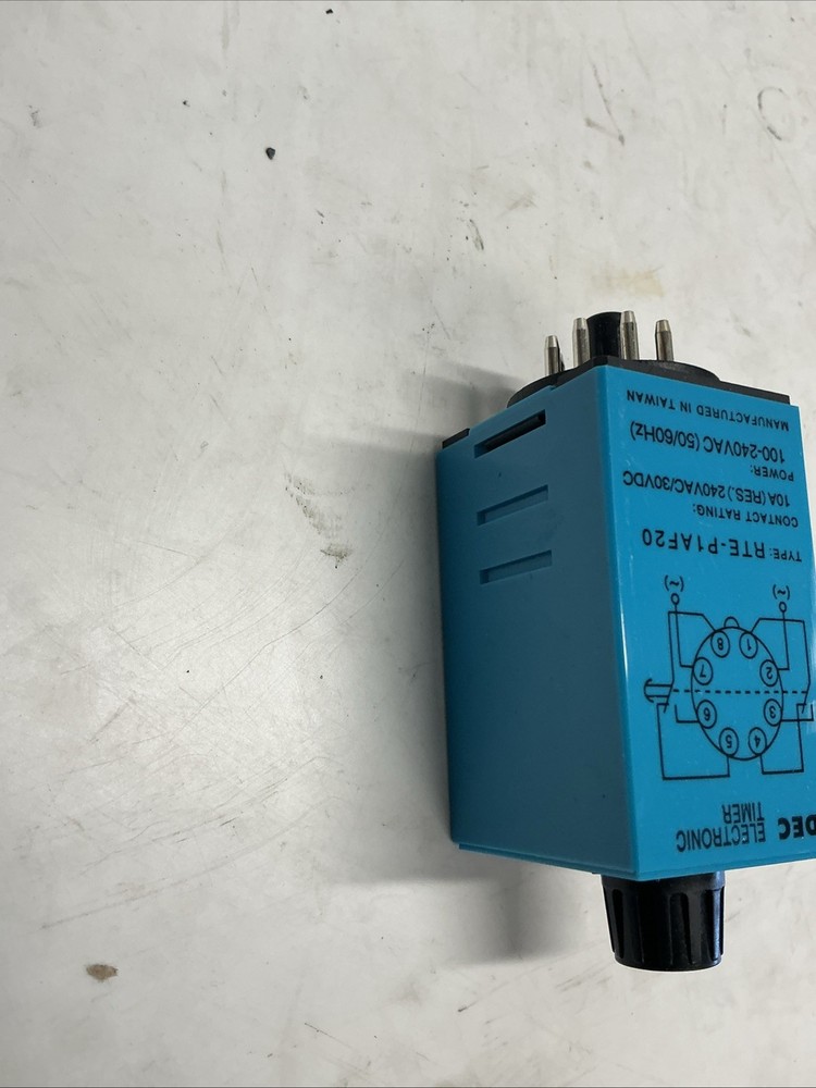IDEC RTE-P1AF20 Timer Analog X-769