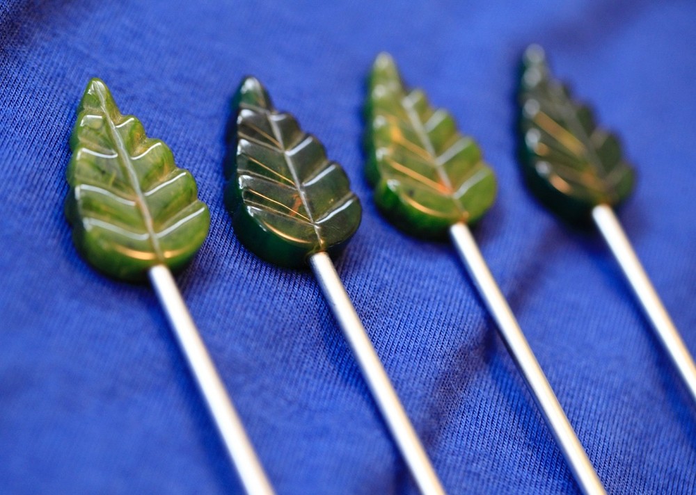 Chase Drink Stirrers - 4 | Chrome with Bakelite Mint Leaf | Beautiful Condition