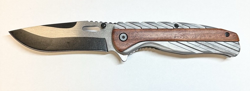 4.75” Silver Wave Folder with Silver & Wood Handle 300432-SL