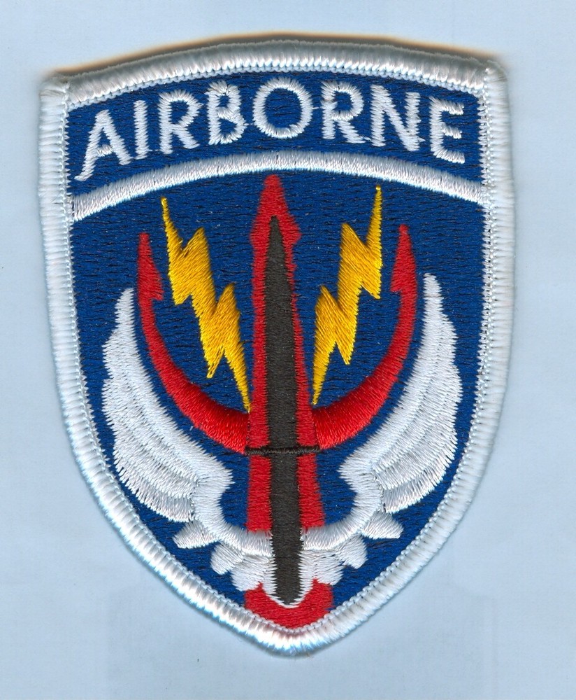 U.S. ARMY SHOULDER PATCH - SOCOM CENTRAL  ... NICE!  HARD TO FIND ...