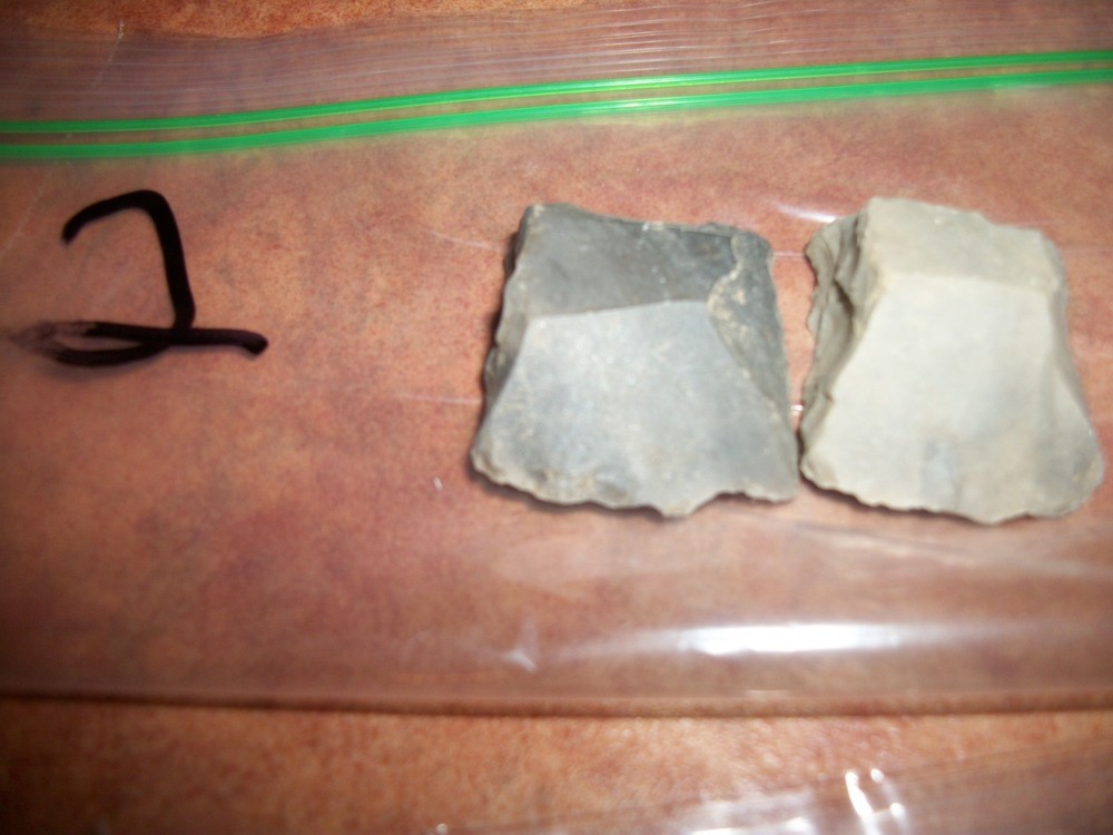 Flints 2 About one inch square, just over 1/2 inch thick flintlock flints