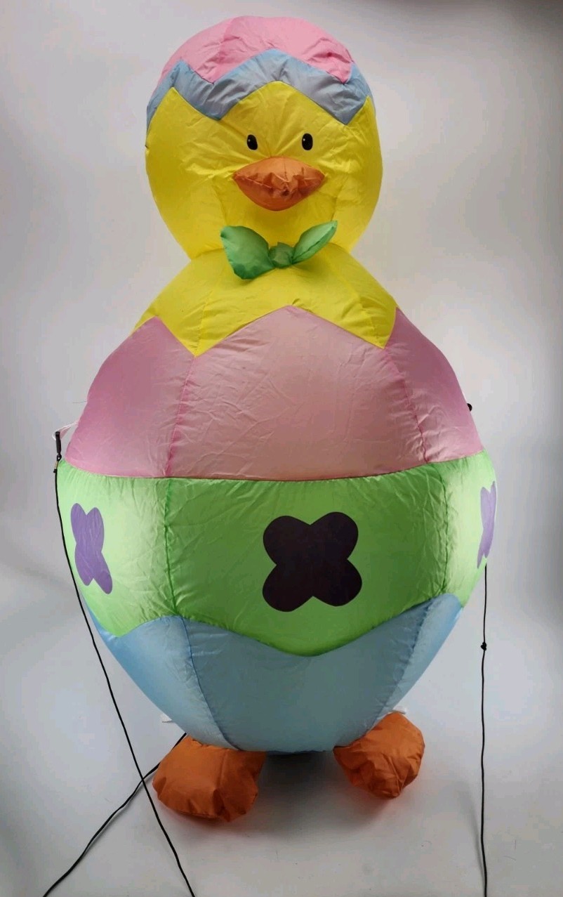 Gemmy 3.5ft Inflatable Easter Chick Built-in LED lights Illuminated Garden Decor