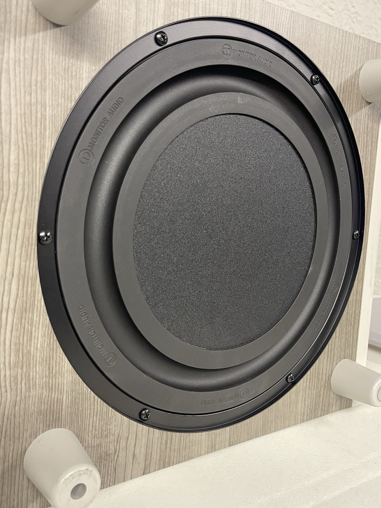 Monitor Audio Bronze W10 Subwoofer. Nice