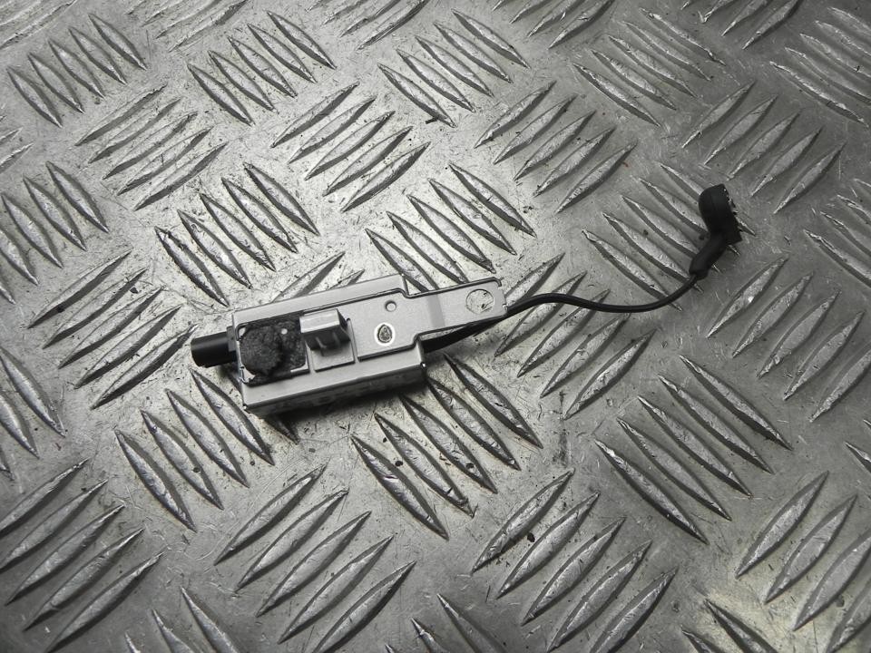 Antenna Amplifier Tesla MODEL S 2015 100480800D