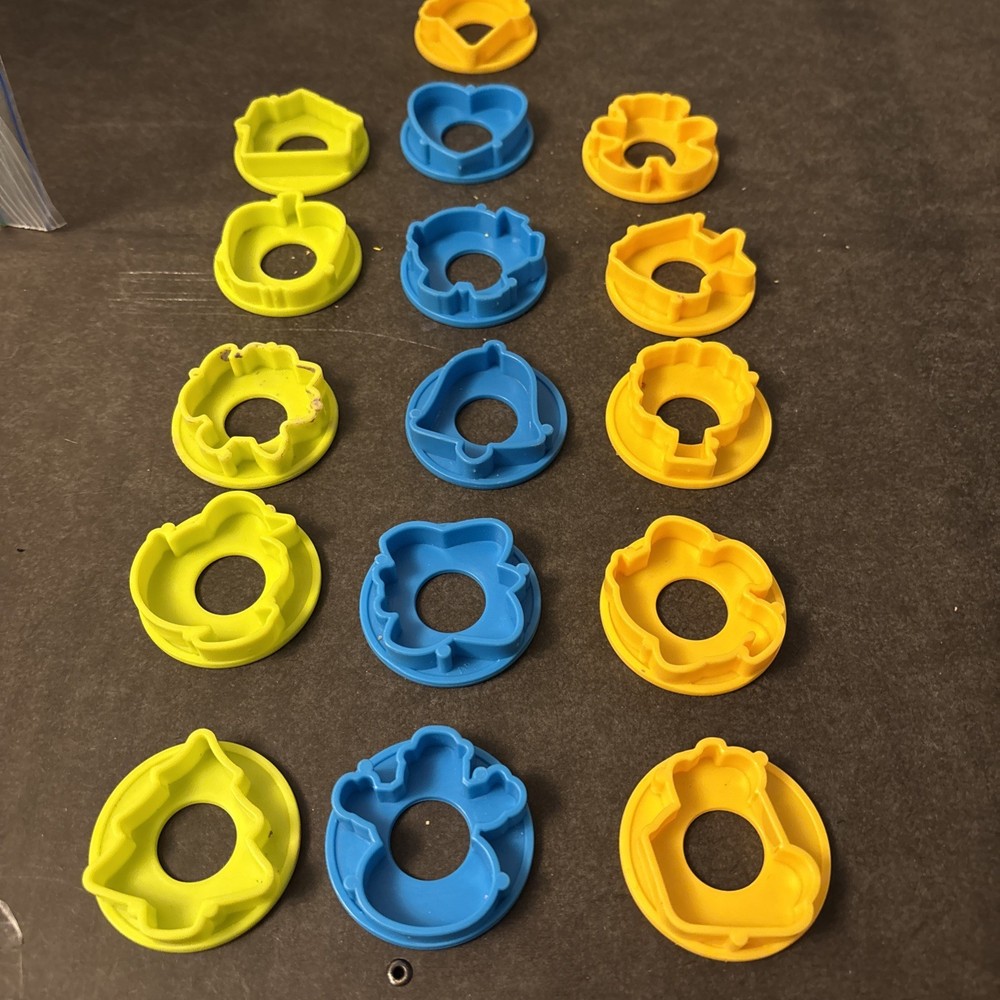 16 Hasbro Play-Doh Replacement molds 2011