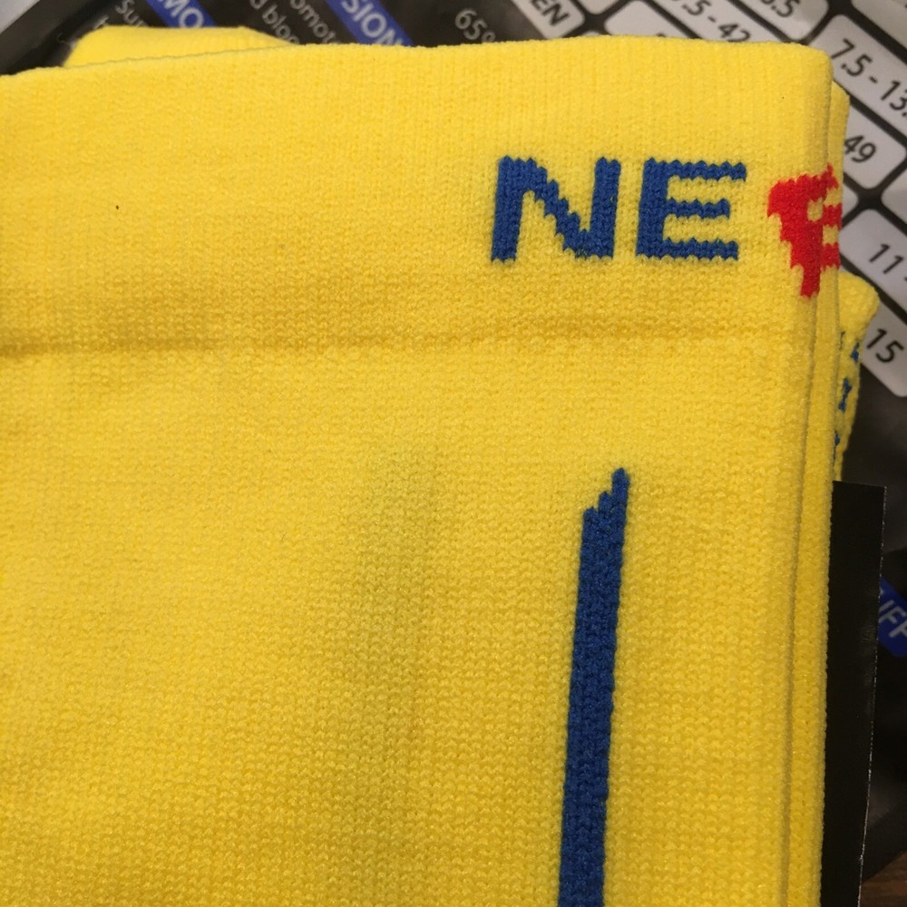 Neenca Cushioned Compression Sosks Unisex S/M Yellow Improve Circulation