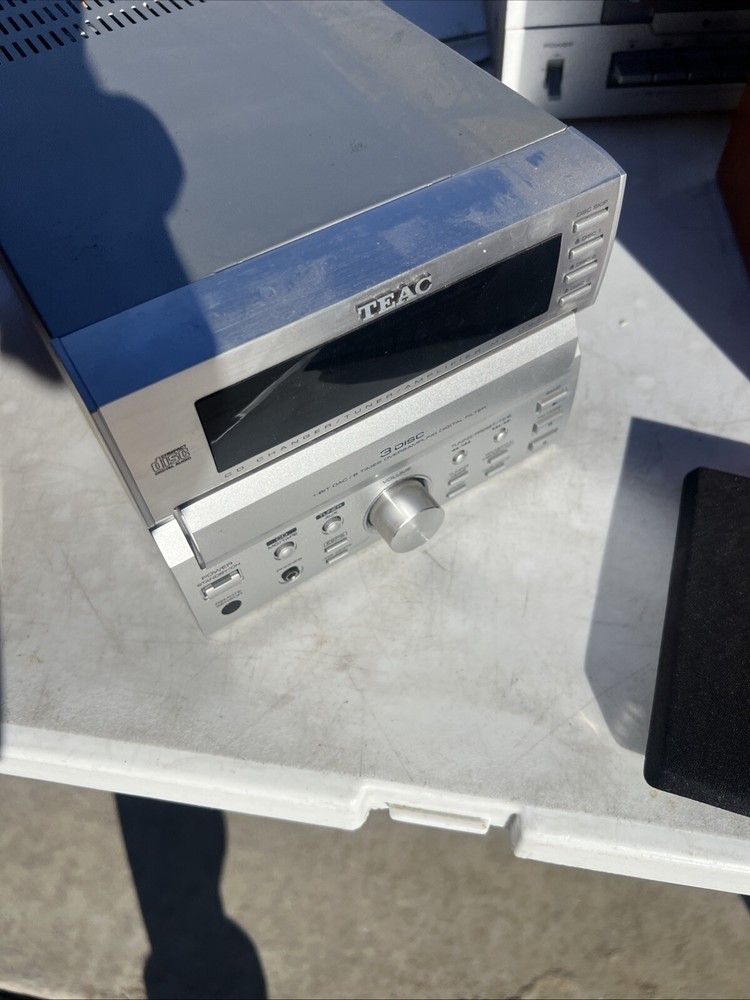 Teac MC-D90/ LS-MC-90 TEAC speakers