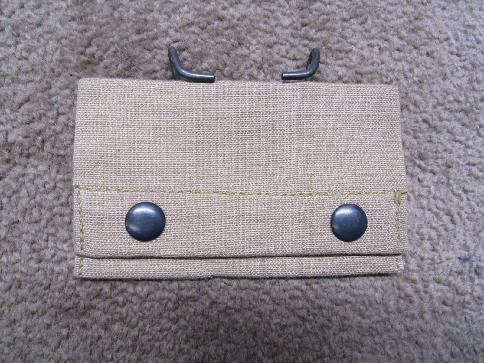 US WW1 First Aid Pouch M1910 Mfg By THE M-H CO. 9/1918 Dated 2 Snap Khaki