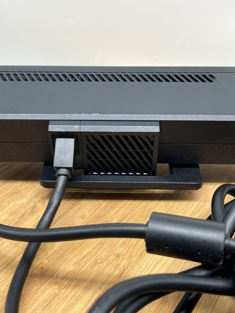 Microsoft Xbox One Kinect Camera Motion Sensor Bar Black Model 1520 OEM