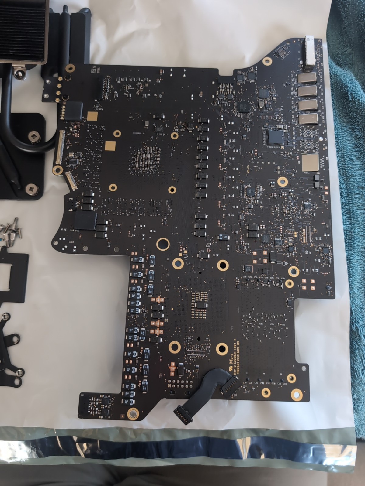 RADEON 580 8GB LOGIC BOARD - iMac 27" A1419 5K Retina Mid 2018 With Heatsink