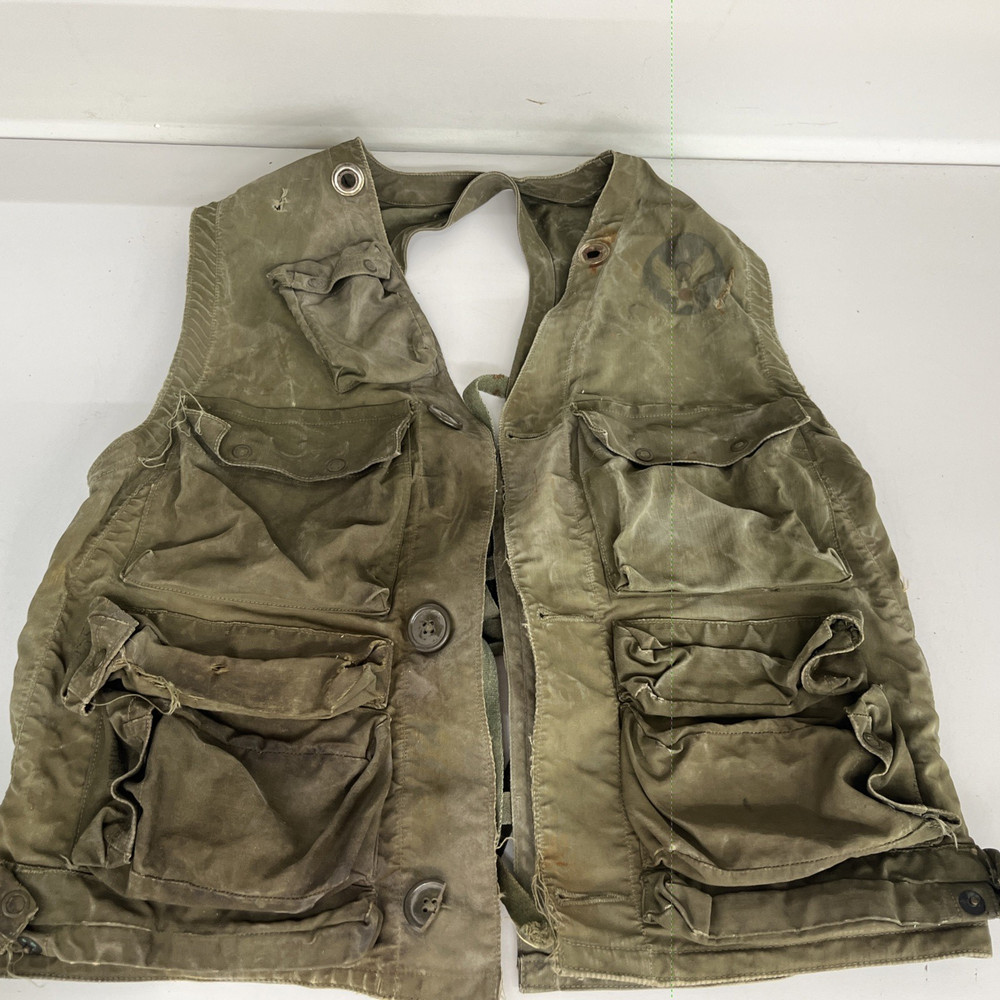 WWII US Army Air Force Pilots Type C-1 Sustenance Survival Vest