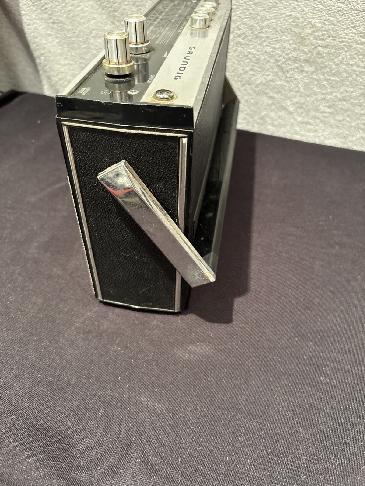 Vintage Grundig Party boy Transistor Radio 1970s Retro - Tested And Working VGC