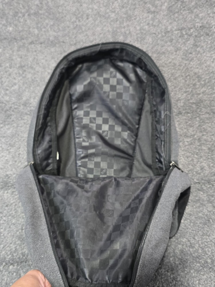 Vans Backpack Grey Fleece Soft Case Adjustable Straps Men Geometric Daypack