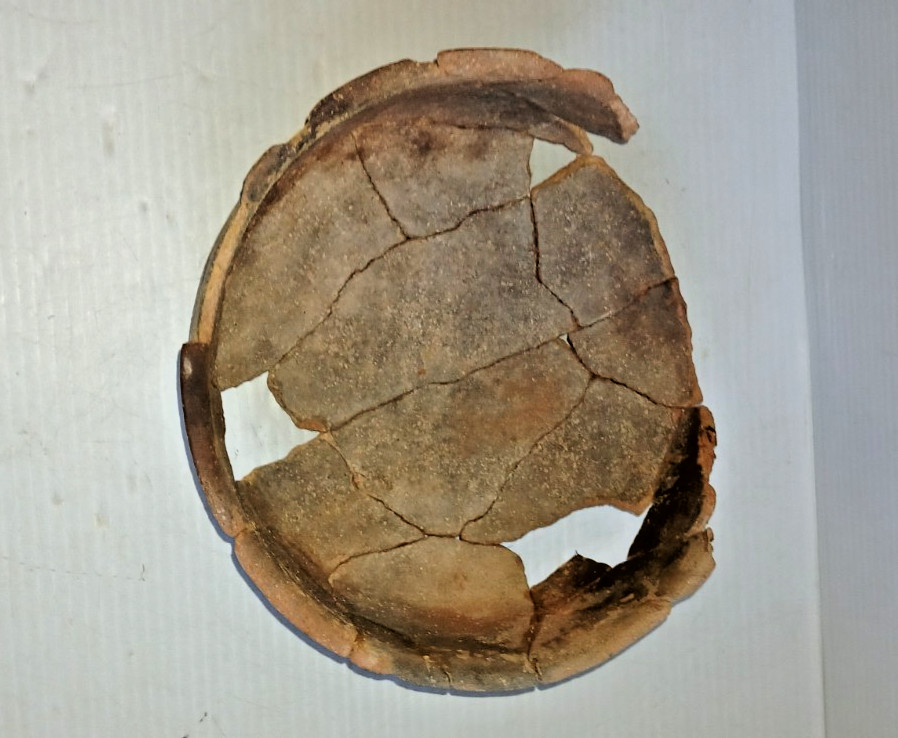 Pre-Columbian Native American Indian Mississippian Partial Pottery Bowl Artifact