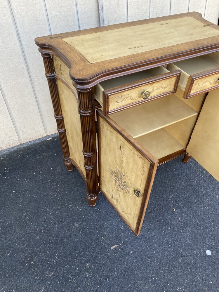 65218 Decorator Sideboard Server Cabinet