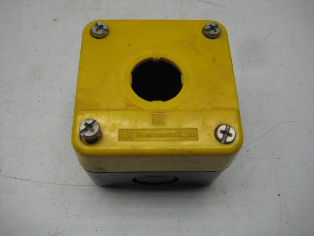 TELEMECANIQUE 9422M PUSHBUTTON ENCLOSURE NSNP