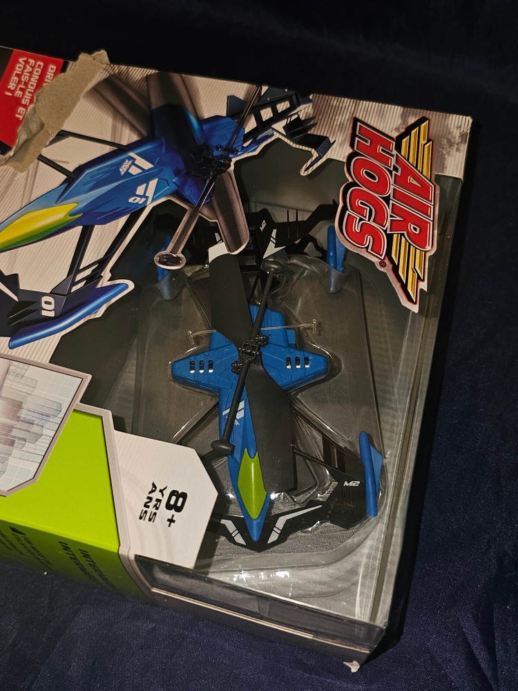 AIR HOGS SWITCHBLADE Blue RC GROUND & RACE HELI SPIN MASTER NO remote controller