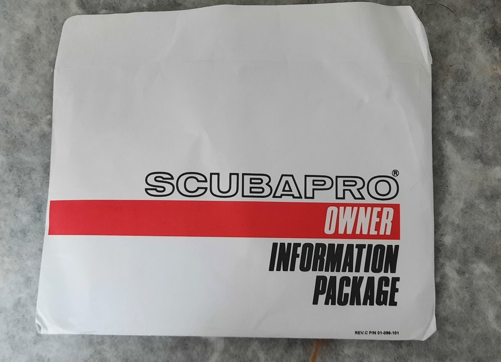 Scubapro Glide BCD Buoyancy Control Device with AIR2 Size Small - NEW in package