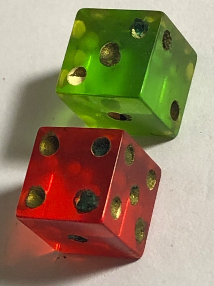 1939 or back translucent cherry apple bakelite gold tone pips dice 050523@