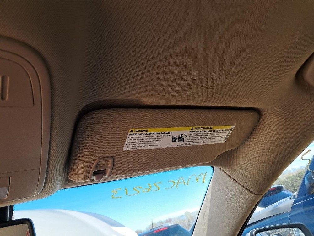 Fuse Box Engine Fits 11 LACROSSE 5000647