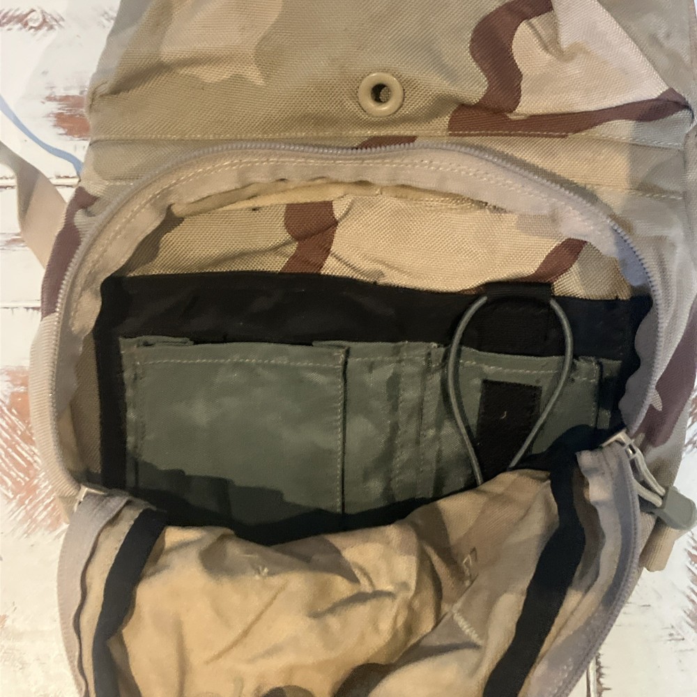 DESERT CAMO CAMELBAK SMALL PACK MULE (NO BLADDER) M.U.L.E. (USED) BACKPACK