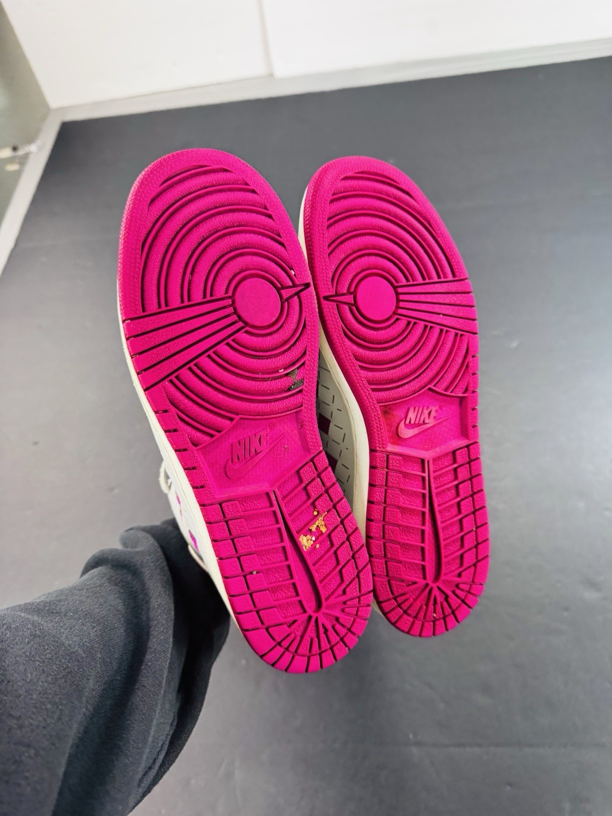 Nike Air Jordan Illusion 705535-009 Gray Basketball Shoes Sneakers Girls Size 6Y