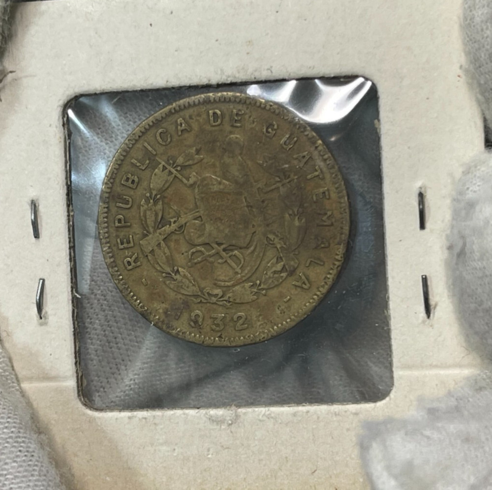 1932 Guatemala 2 Centavos Coin
