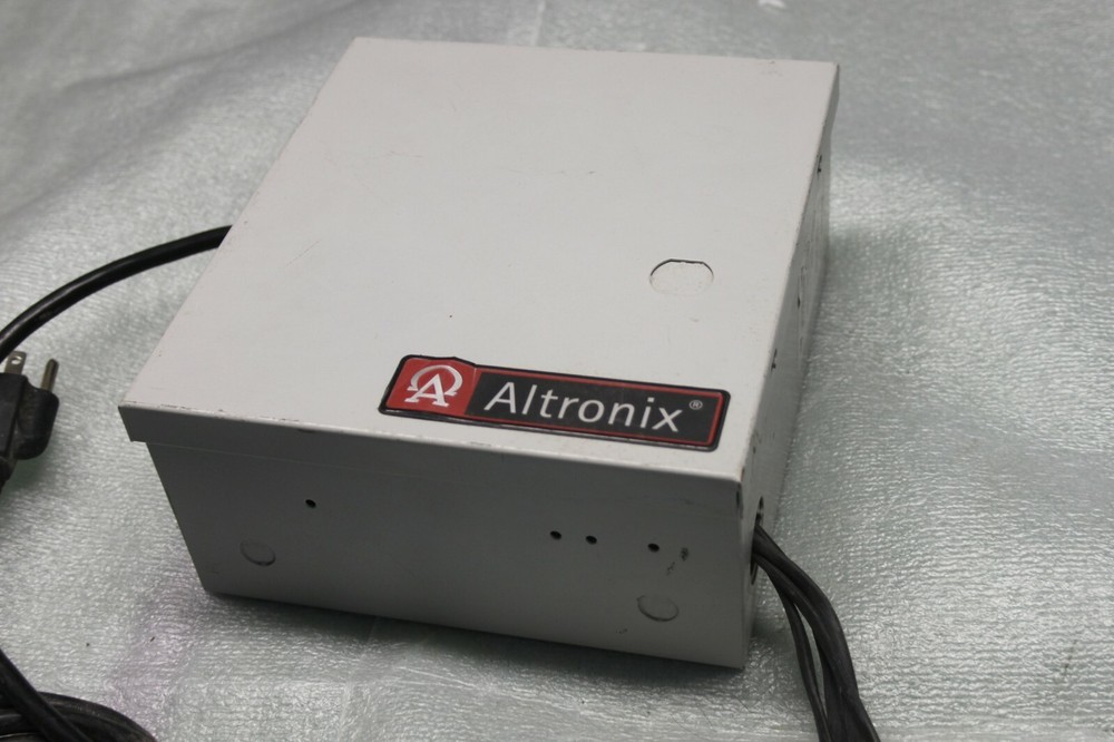Altronix Sav4D DC CCTV Power Supply