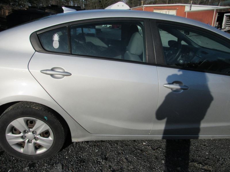 FORTE 2018 Glove Box 948084