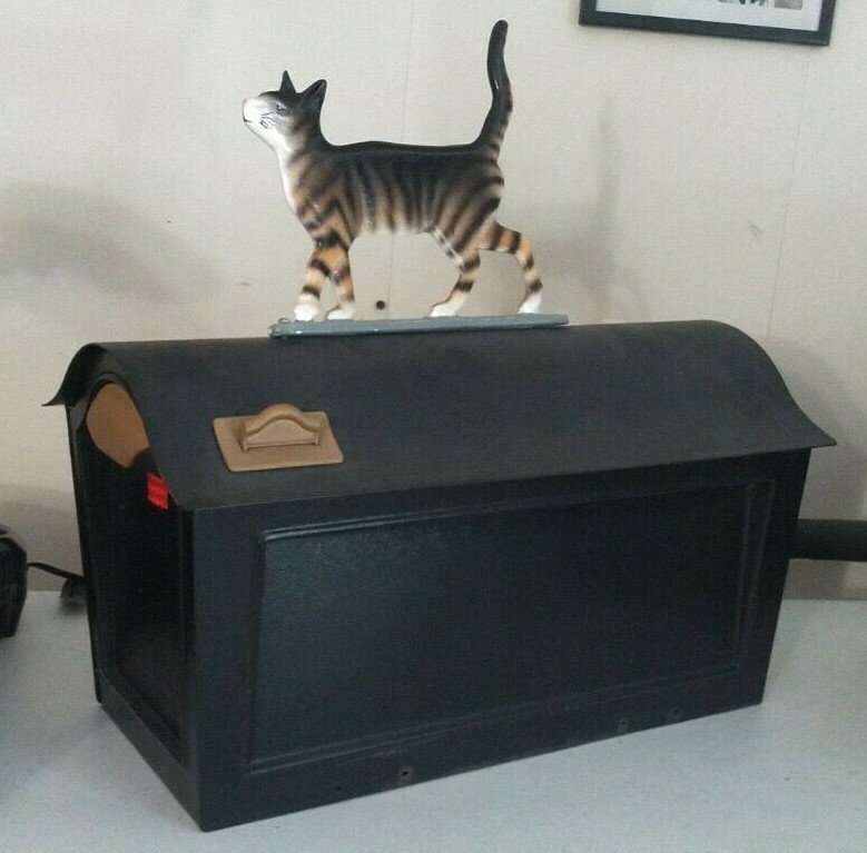 BENGAL CAT Mailbox topper/ornament,.Solid STURDY CAST aluminum AS SHOWN.