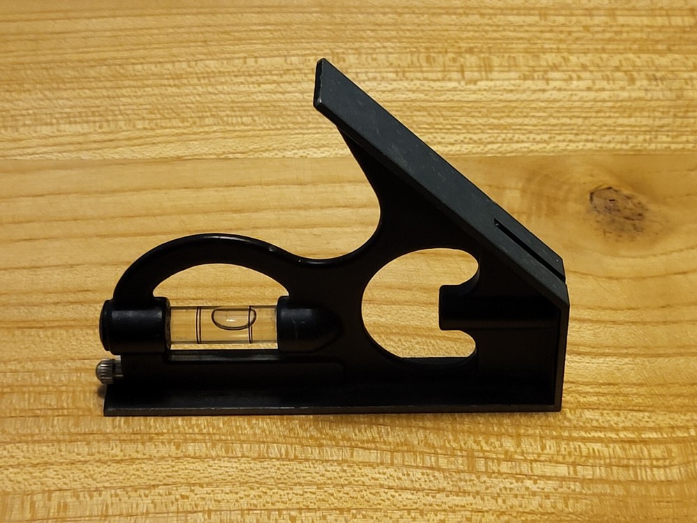 metal leveling tool, READ First