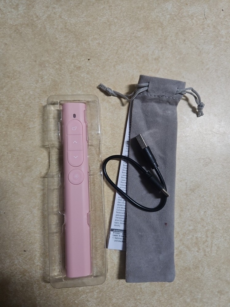 Wireless Presenter Remote, Presentation Clicker with Hyperlink & Volume...