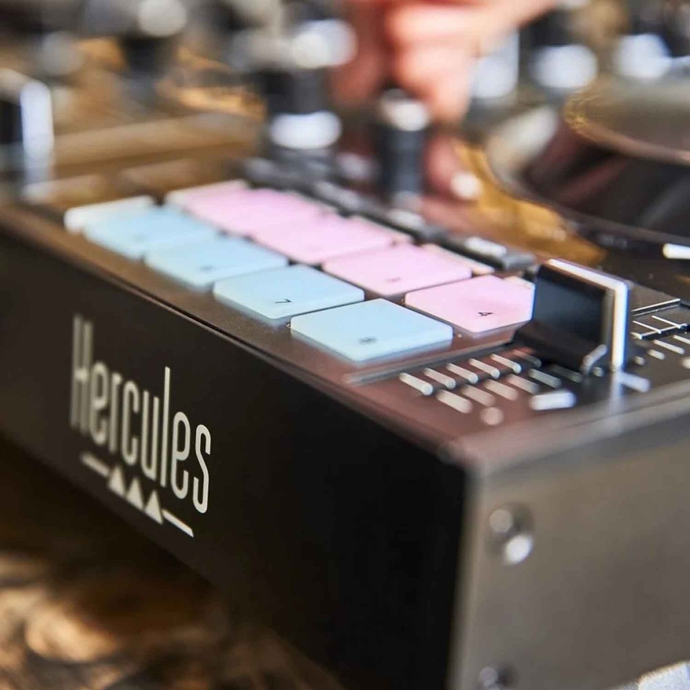 Hercules DJControl Inpulse 500 2-channel DJ Controller