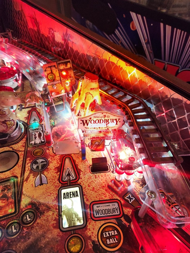 Walking Dead Pinball Machine SEVERED HAND! Flasher Mod HAND PAINTED