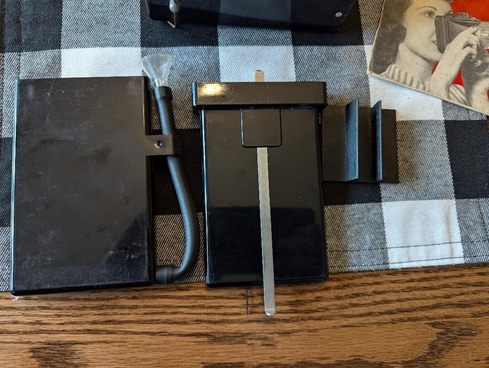 Speed O Matic Camera, Developing Tank and instructions