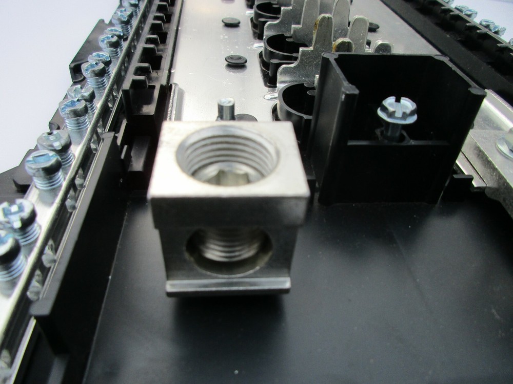 Square D B-9485 Panel Board