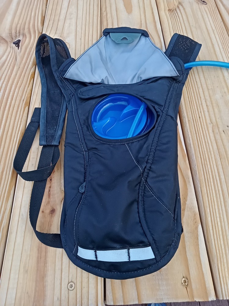 CamelBak Lightweight Bike Hydration Backpack 50oz Black