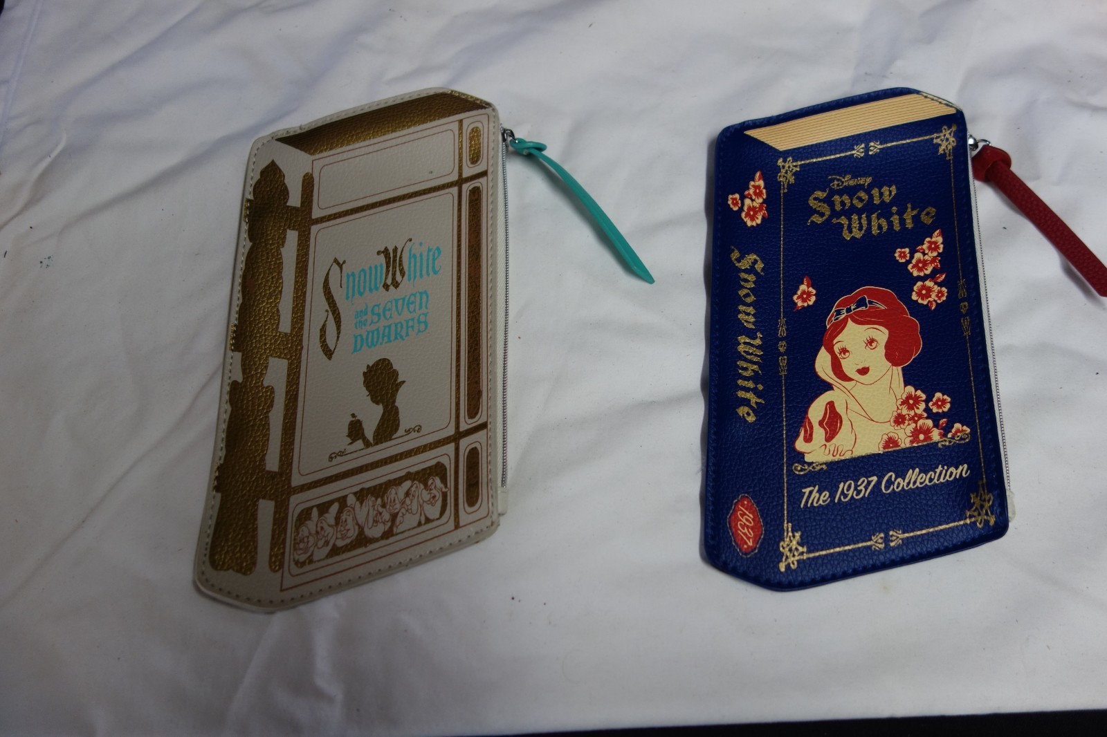 Lot of 2 Disney Snow White Besame Cosmetics Makeup Pouch 8.5” VERY NICE