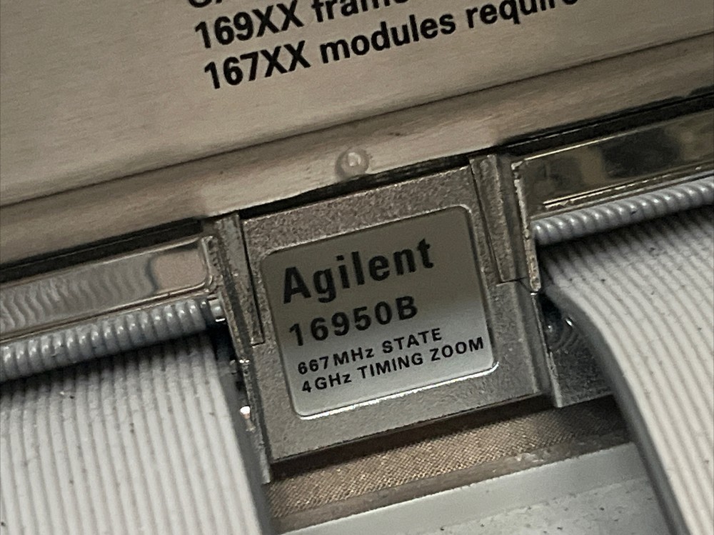 Agilent 16901A Logic Analysis System with Cables