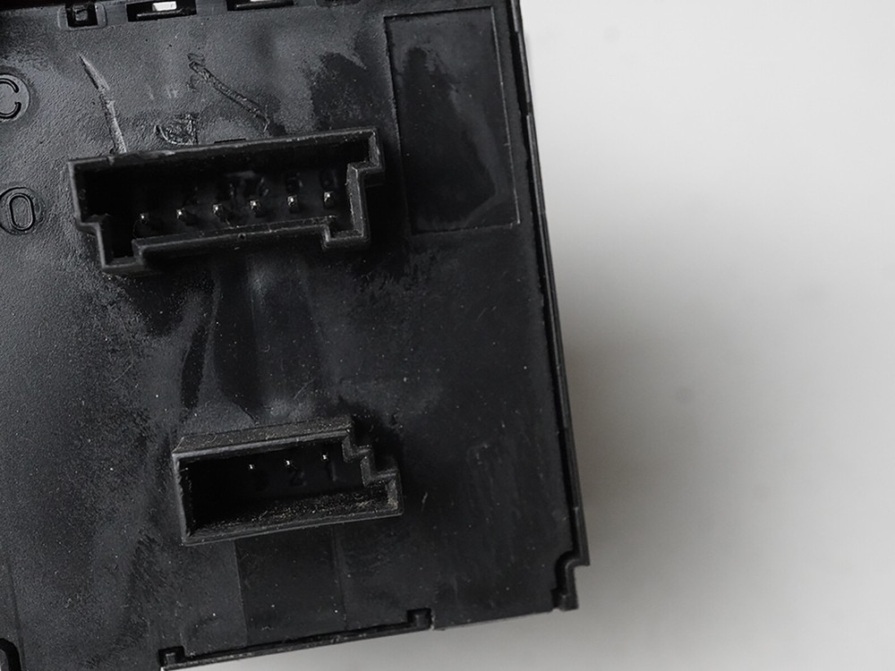 2007 - 2010 Bmw 3 Series E90 E91 E92 E93 Hazard Dtc Central Lock Control Switch