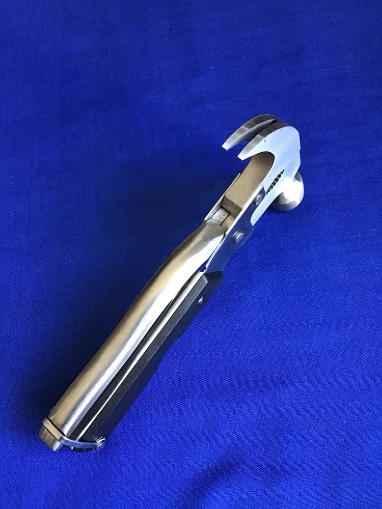 BELL + HOWELL MULTI TOOL CAMPING BACKPACKING WITH STORAGE POUCH