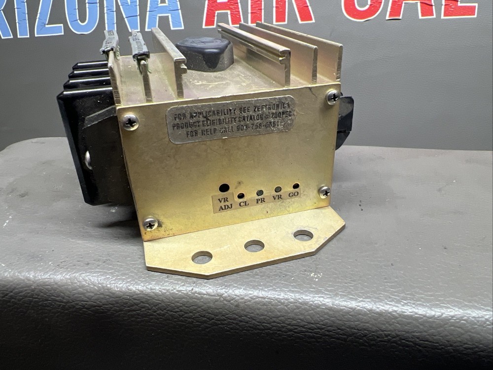 Zeftronics Cessna 310F Generator Voltage Controller P/N: G250KN 28VDC