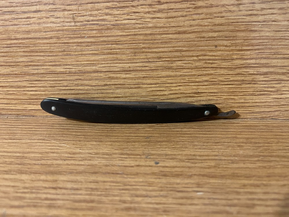 The Torrey Razor Straight Razor