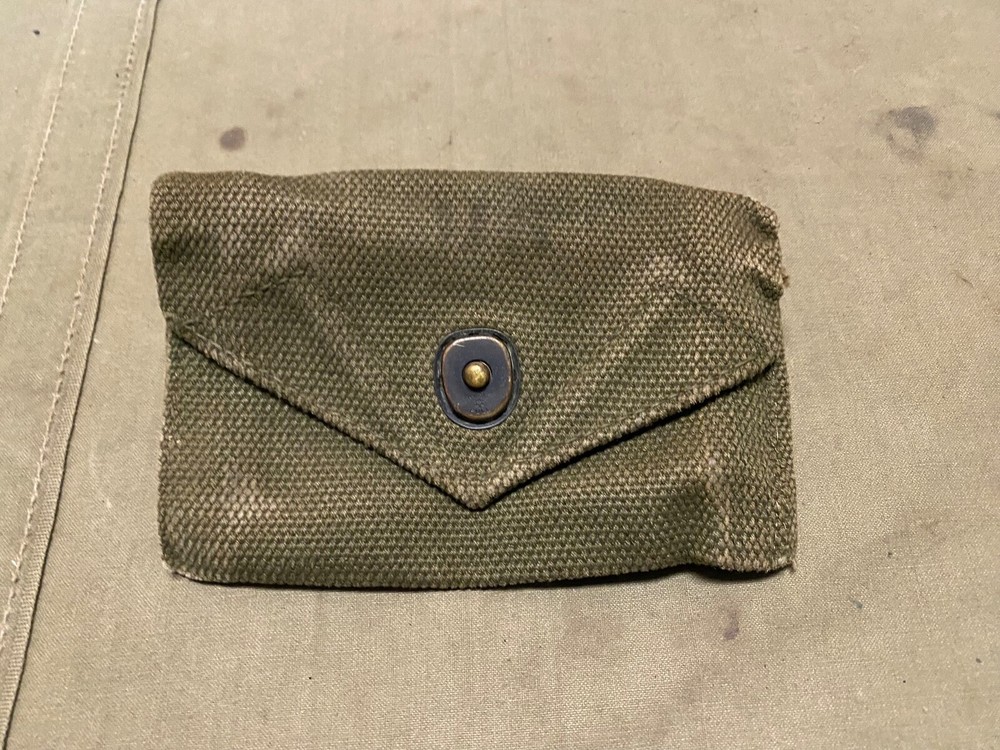 ORIGINAL WWII US ARMY INFANTRY M1942 FIRST AID CARLISLE BANDAGE CARRY BELT POUCH