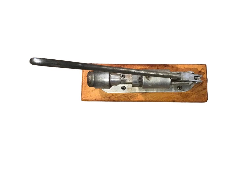 Vintage Reed's Rocket Nut Cracker with original box Model R-300