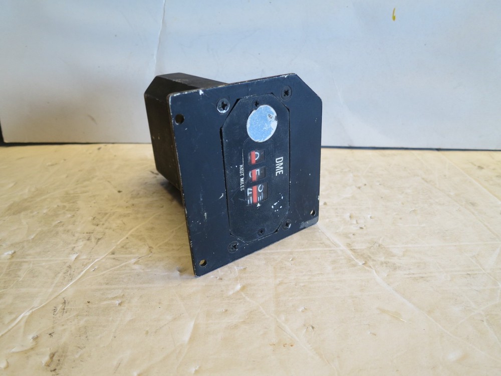 Aircraft Instrument Indicator Control Panel AVQ-75 RCA