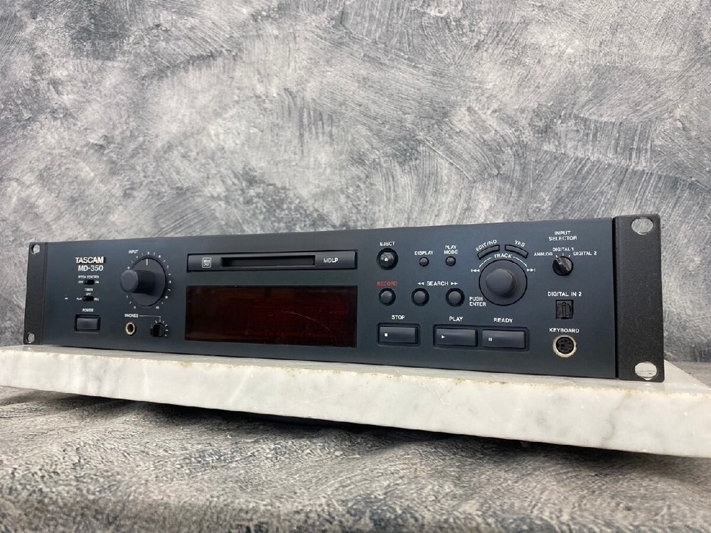 TASCAM MD-350 MINI DISC PLAYER / RECORDER MD DECK 100V