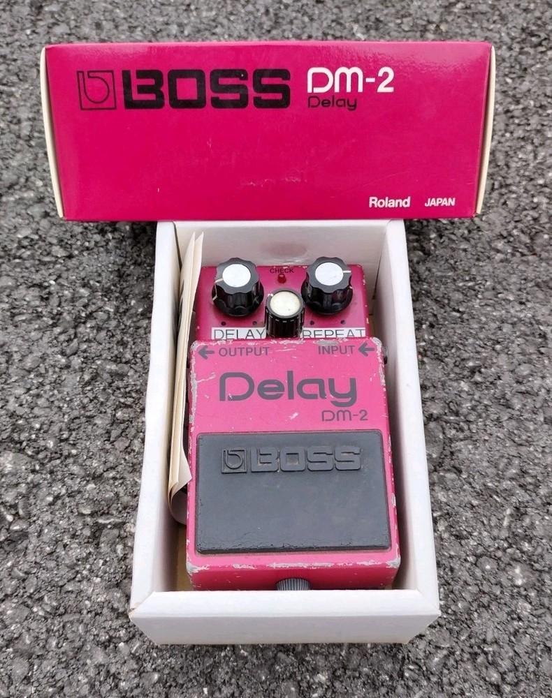 Boss DM-2 Delay Pedal.-LL